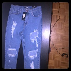 Mom Jeans Driving me Crazy